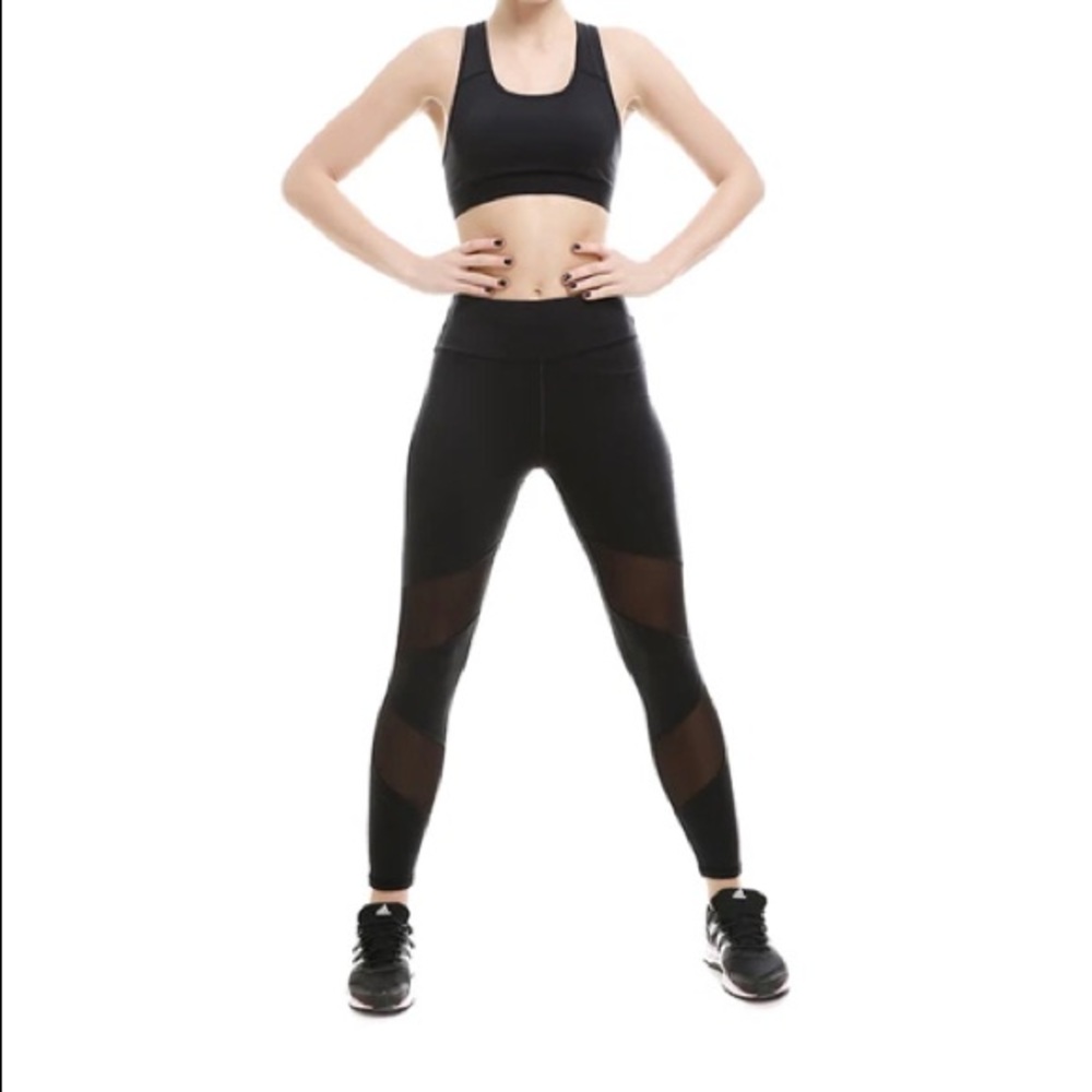 Lotus Leggings 
Total Blackout MaxFlo leggings NWT